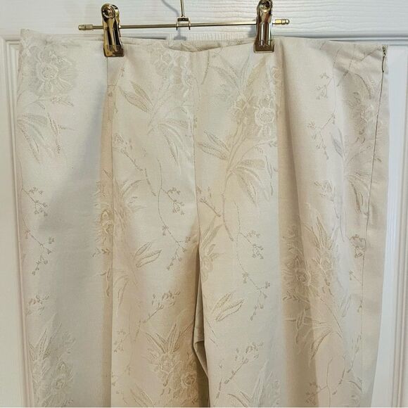 Elegant Floral Boot Cut Pants - Picture 1 of 11